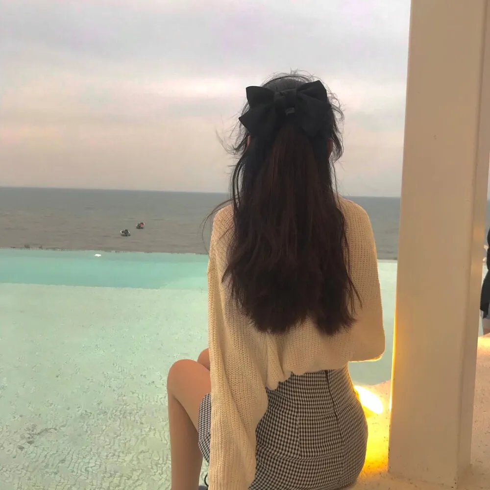 光芒海报