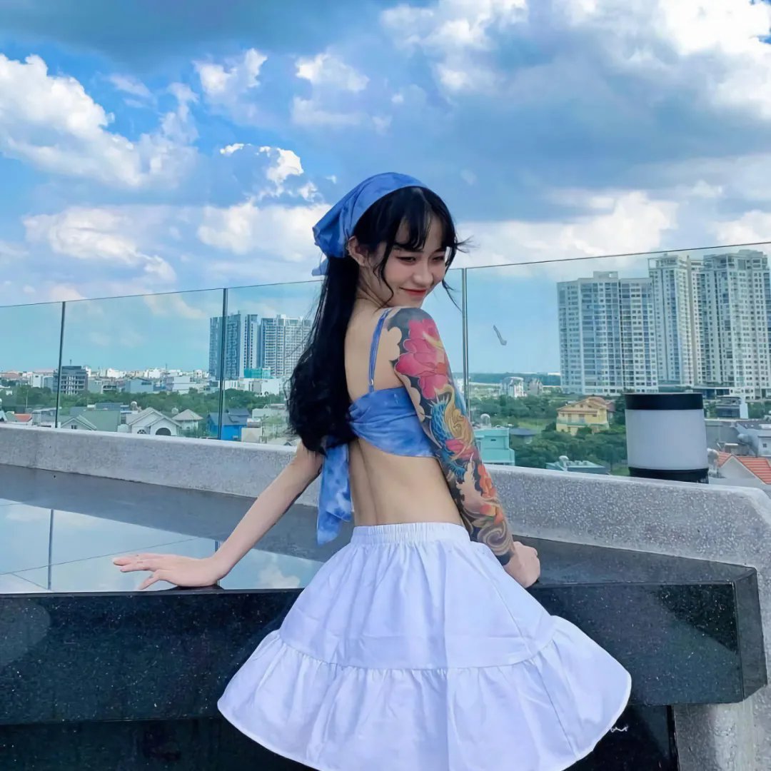 扬州八怪海报